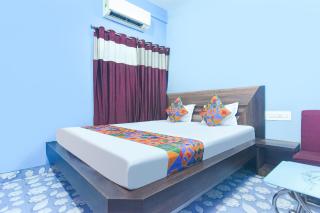 FabHotel Galaxy Stay Home - 6