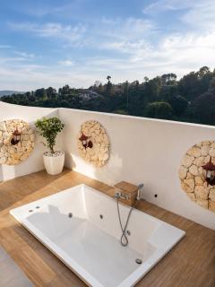 Villa With Jacuzzi, Damar Ningrum 3 - Tutugan - 6