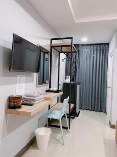 The Hub Hotel Surin - Surin - 2