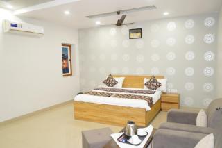 Hotel Vedant - 2