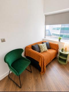 Contractor Friendly large 2 Bedroom 2 Bathroom Apartment Free Parking Sleeps 6 Croydon city centre - 2