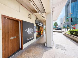 A Hotel Bugis Village - 9