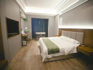 GreenTree Inn Jiuquan Century Plaza Hotel - 3