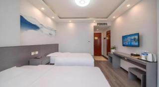GreenTree Inn HanZhong Railway Station Beiyihuan Road Express Hotel - 4