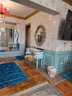 Royal sapphire suit side sea view - 8