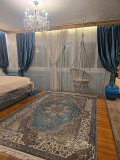 Royal sapphire suit side sea view - 5