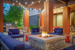 Home2 Suites by Hilton Milwaukee Airport - 7
