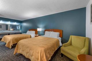 Quality Inn Austintown-Youngstown West - 1