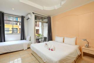 Gorgeous Boutique Room - 2