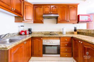 Pool, Gazebo, Parking, 2 Blocks to Beach & 5th Ave - 2
