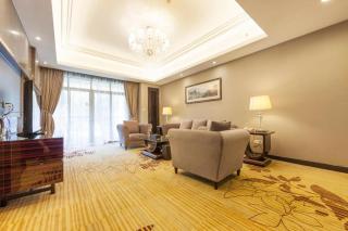 Country Garden Phoenix Hotel Yunfu - 2