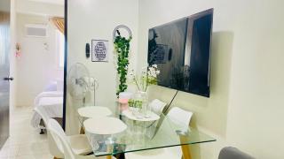 COZY NOMAD CONDO 19Floor CEBU High-Rise Views - 2