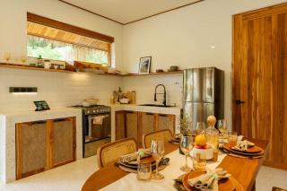 Teak Villa Bali-Style Design - 2