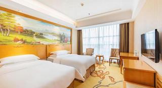 Vienna Classic Hotel Qingdao Huangdao - 4