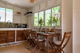 Zen Beach House Beachfront - 7