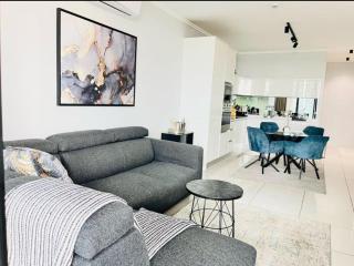 1 Bed Mphoentleresidence waterfall ellipse - 9