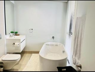 1 Bed Mphoentleresidence waterfall ellipse - 3