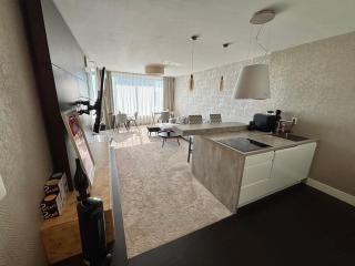 Fancy City View Apartment - 7