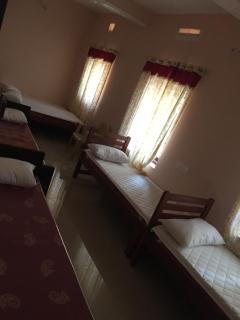 Mega Tourist Home - Guruvāyūr - 1