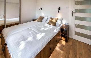 Cozy Home In Oud Gastel With Wifi - 1