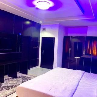Laycon hotel and suites - 0