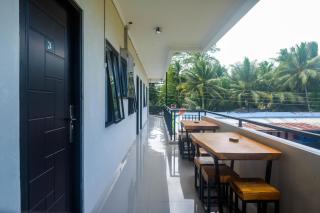 Urbanview keTemon Hotel & Resto YIA by RedDoorz - 2