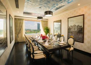 Hotel Majestic Saigon - 5