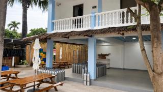 Lucky Tito Tony House Coron - 3