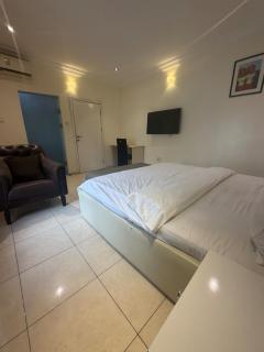Max Etoile - 2 Bedroom Apartment, Lekki Phase 1 - 3
