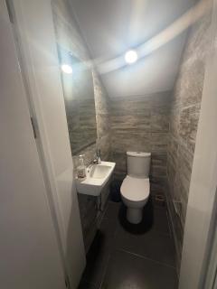 Max Etoile - 2 Bedroom Apartment, Lekki Phase 1 - 1