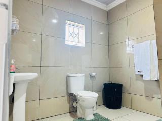 Mvula Zehlobo Apartments - 4