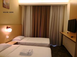 Lipis Plaza Hotel - 1