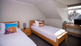 Braeside Guest House, Loch Lomond - 9