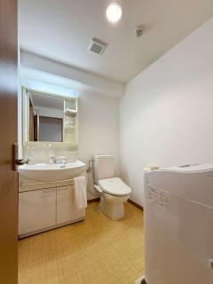 Grandeur by b hotel - Quiet 1BR Near City Center Steps from Peace Park - 4
