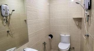 Pearl Hotel - 1