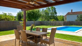 Villa Casa Bastiani with pool and grill in Buje - 9