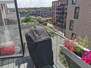Modern 4-room apartment, 2 bedrooms and a balcony - 1