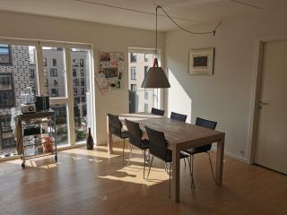 Modern 4-room apartment, 2 bedrooms and a balcony - 9