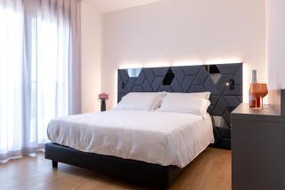 DB Residence Luxury Stay - 8