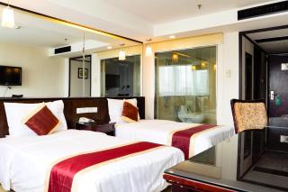New World Hotel - Canton - 9