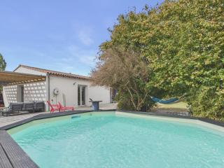 Maison piscine & grand jardin face aux chevaux - 0