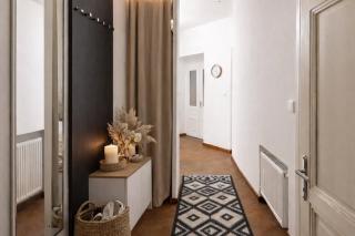 Charming and Affordable, easy, central, walkable by WISHLIST PRAGUE - 5