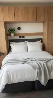 Modern Swieqi Apartment Sleeps 6 10 mins to StJulians - 8