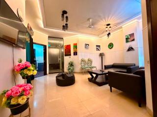 Air Avenue Apartments - 8