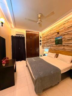 Air Avenue Apartments - 4