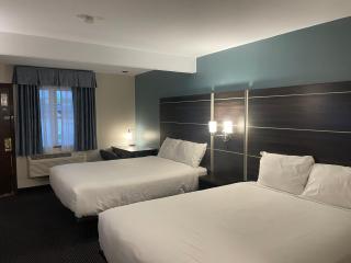 Landmark Inn - 6