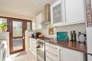 Marldon Modern House - 1