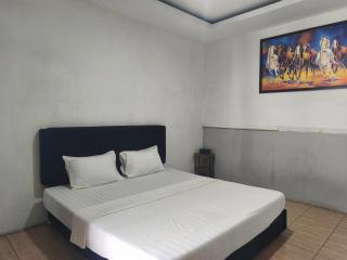 Hotel O near Mall Boemi Kedaton formerly House Of Tuwuh 1 - 7