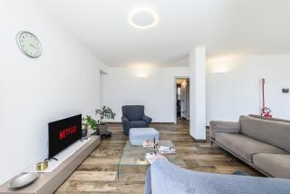 Alpine Aura Loft- Privacy, Relax, Mountain View - 3