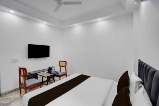 Hotel O Premium Rooms - 8
